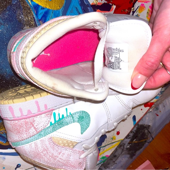 Air Jordan Mid 1 SE limited - Picture 5 of 5